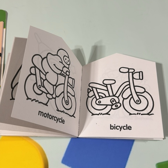 Learning Bundle 2 Books - Picture 7 of 8